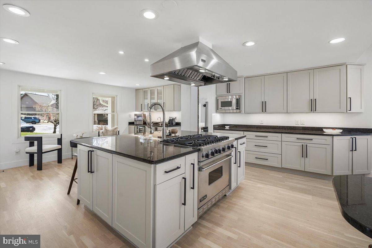 GLEN MILL VILLAGE - Residential