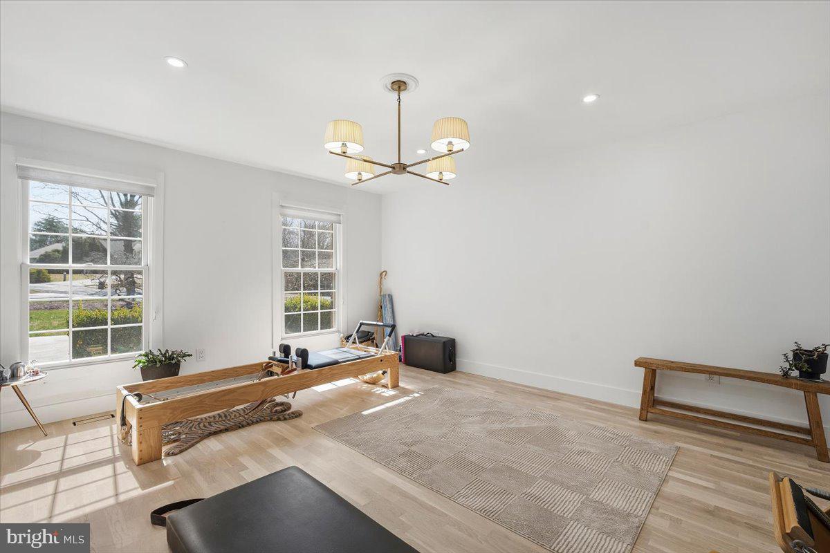 GLEN MILL VILLAGE - Residential