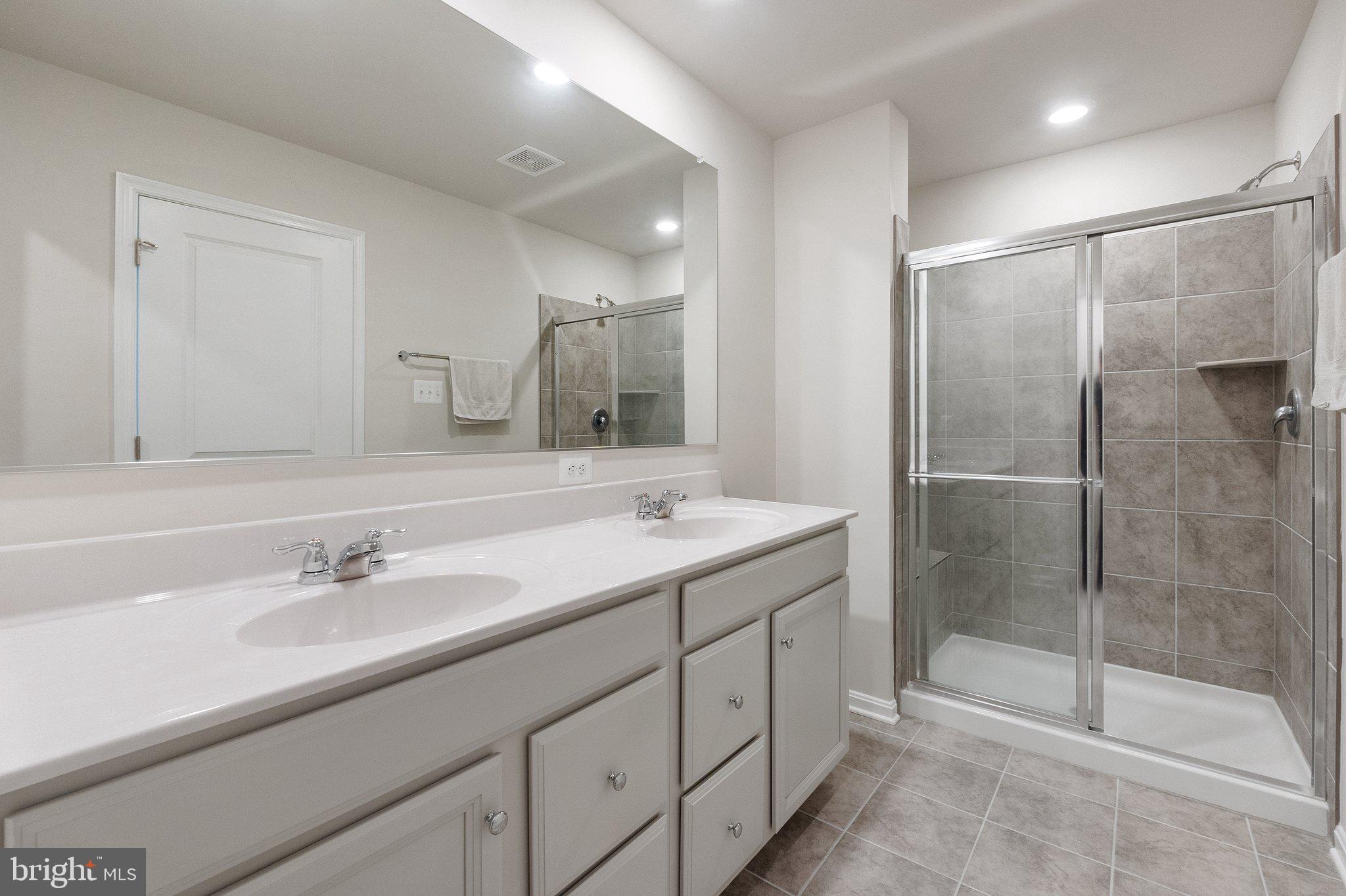 NORBORNE GLEBE - Residential