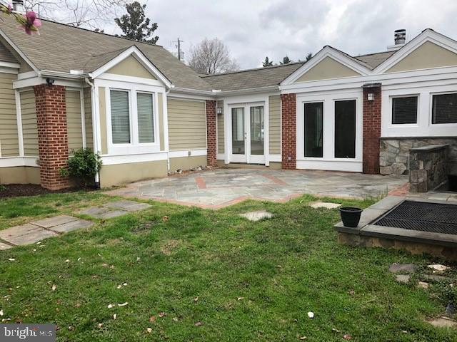 WILLIAMSBURG VILLAGE - Residential Lease