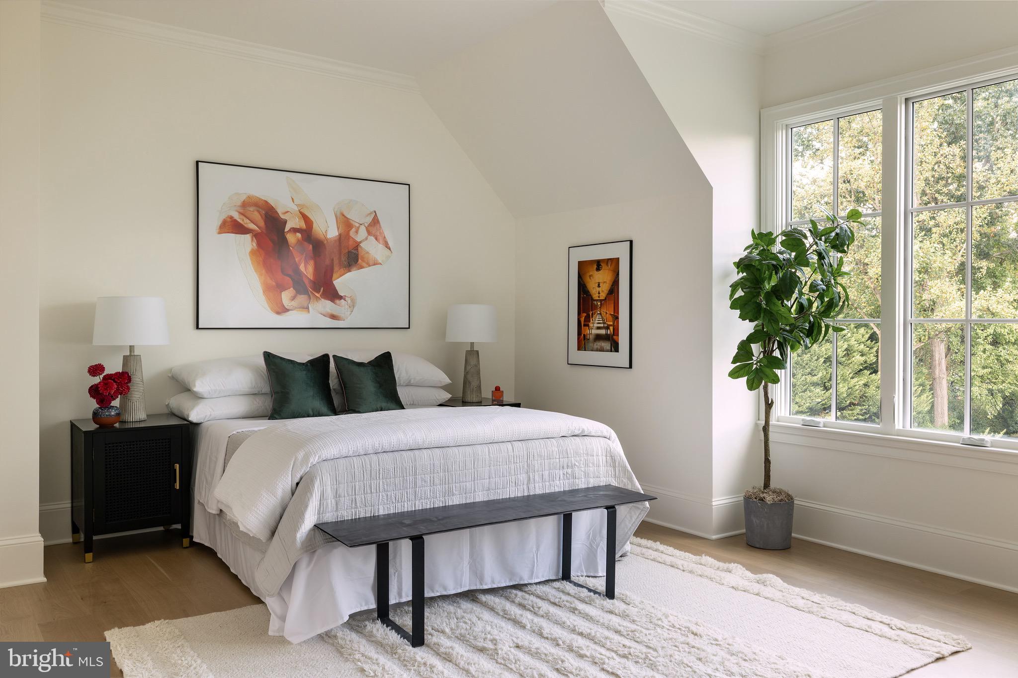 FOREST HILLS - Residential