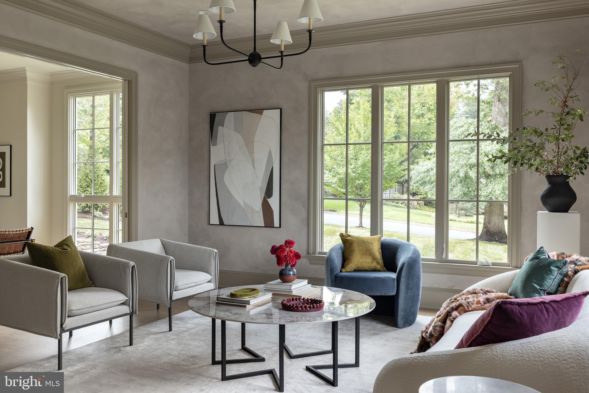 FOREST HILLS - Residential