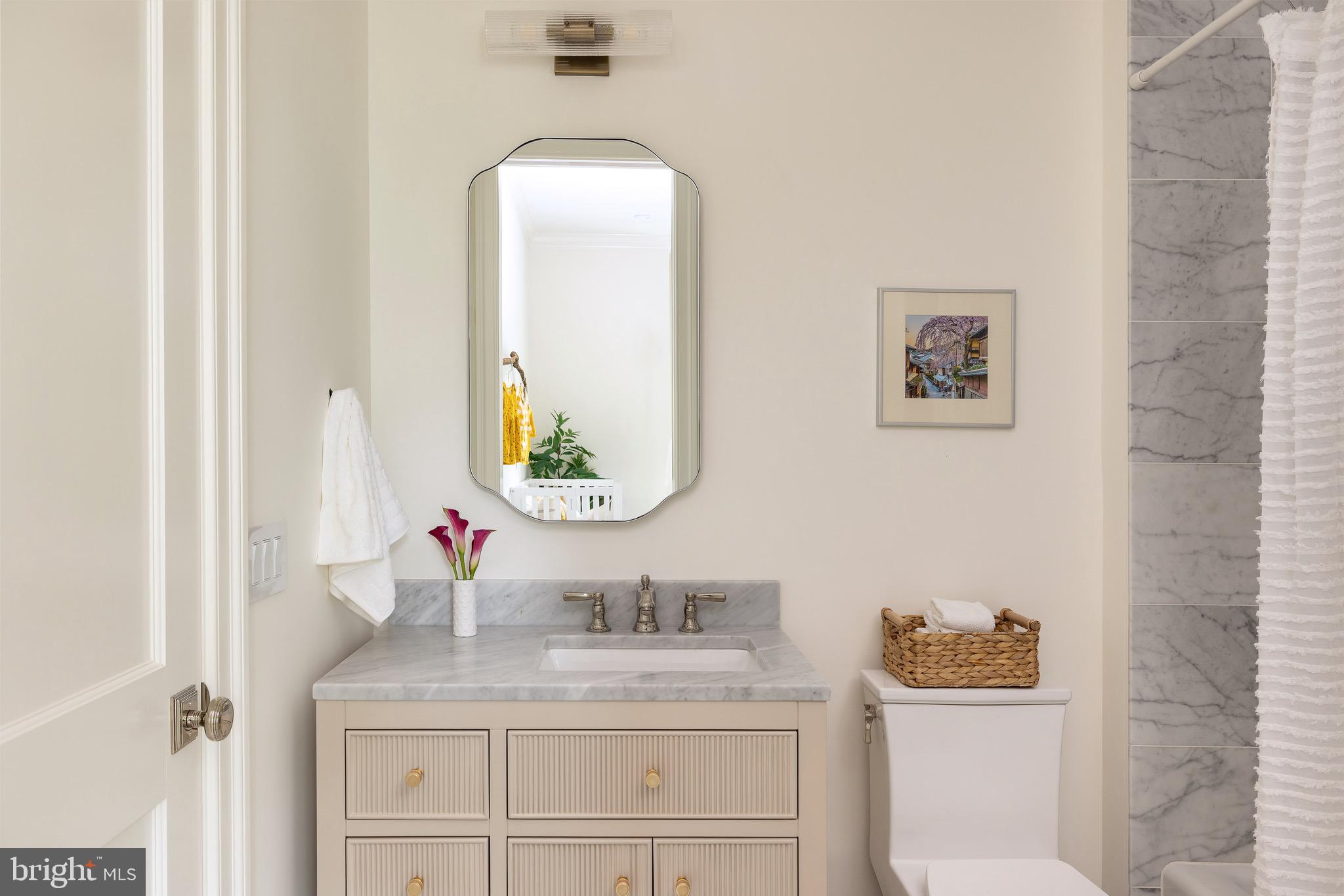 FOREST HILLS - Residential