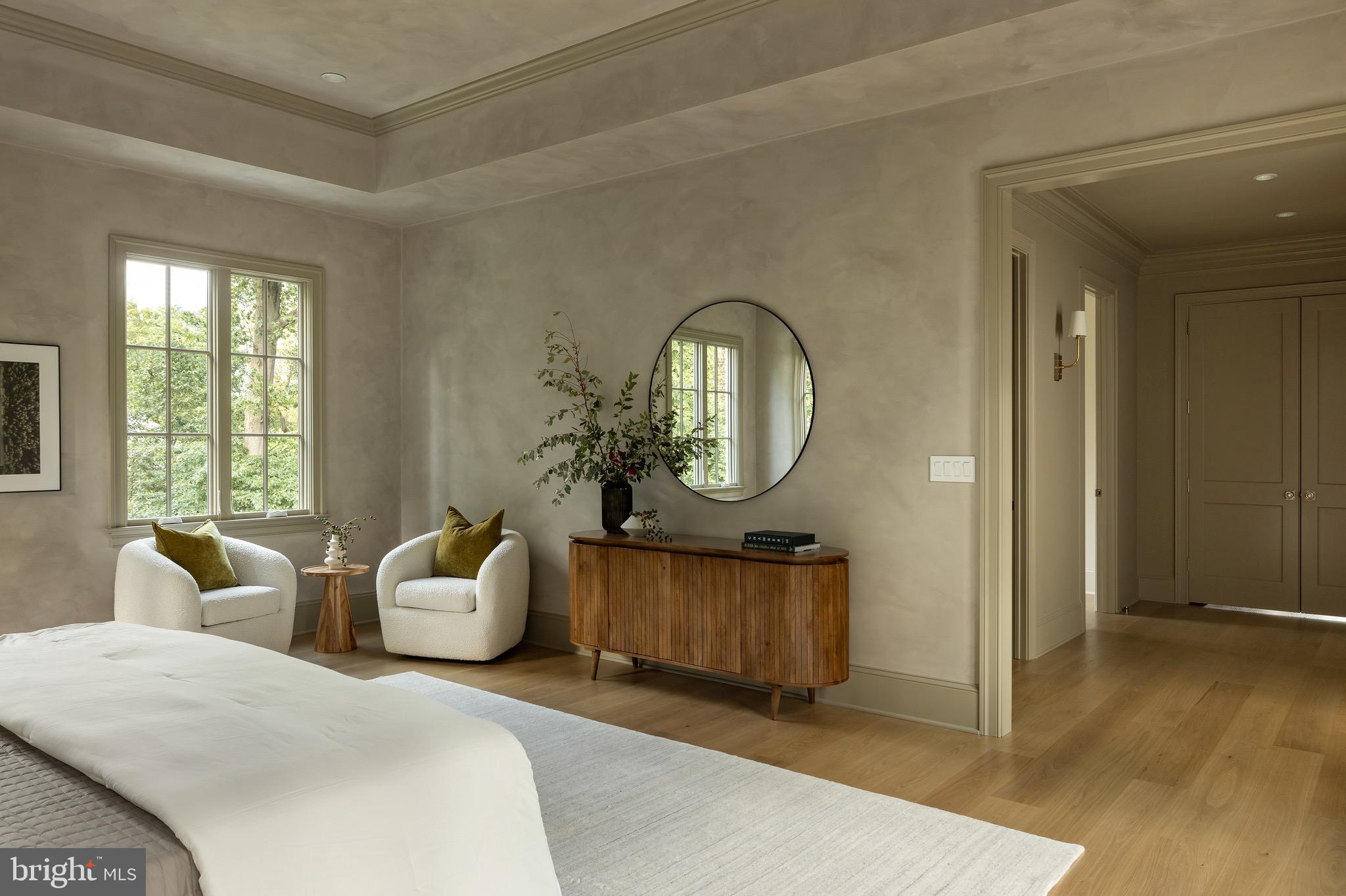 FOREST HILLS - Residential