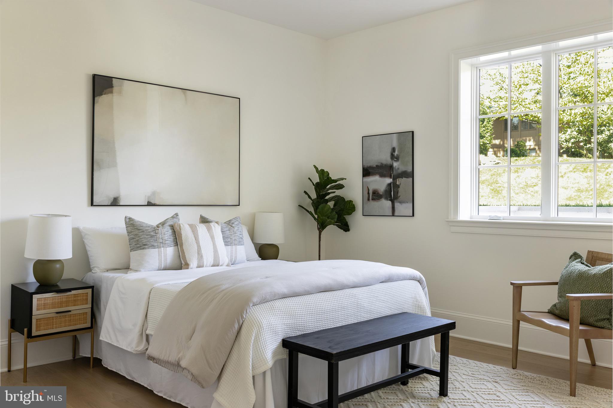 FOREST HILLS - Residential