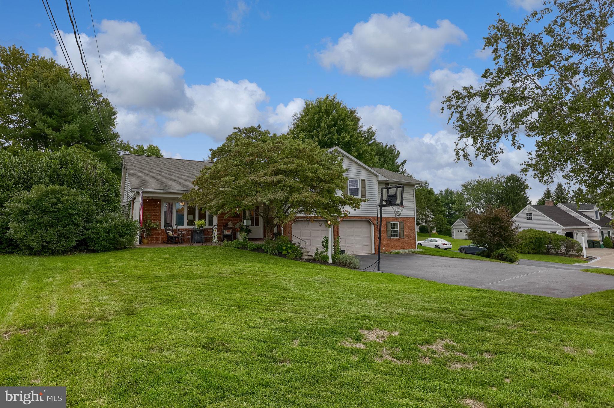 698 W CHURCH ROAD