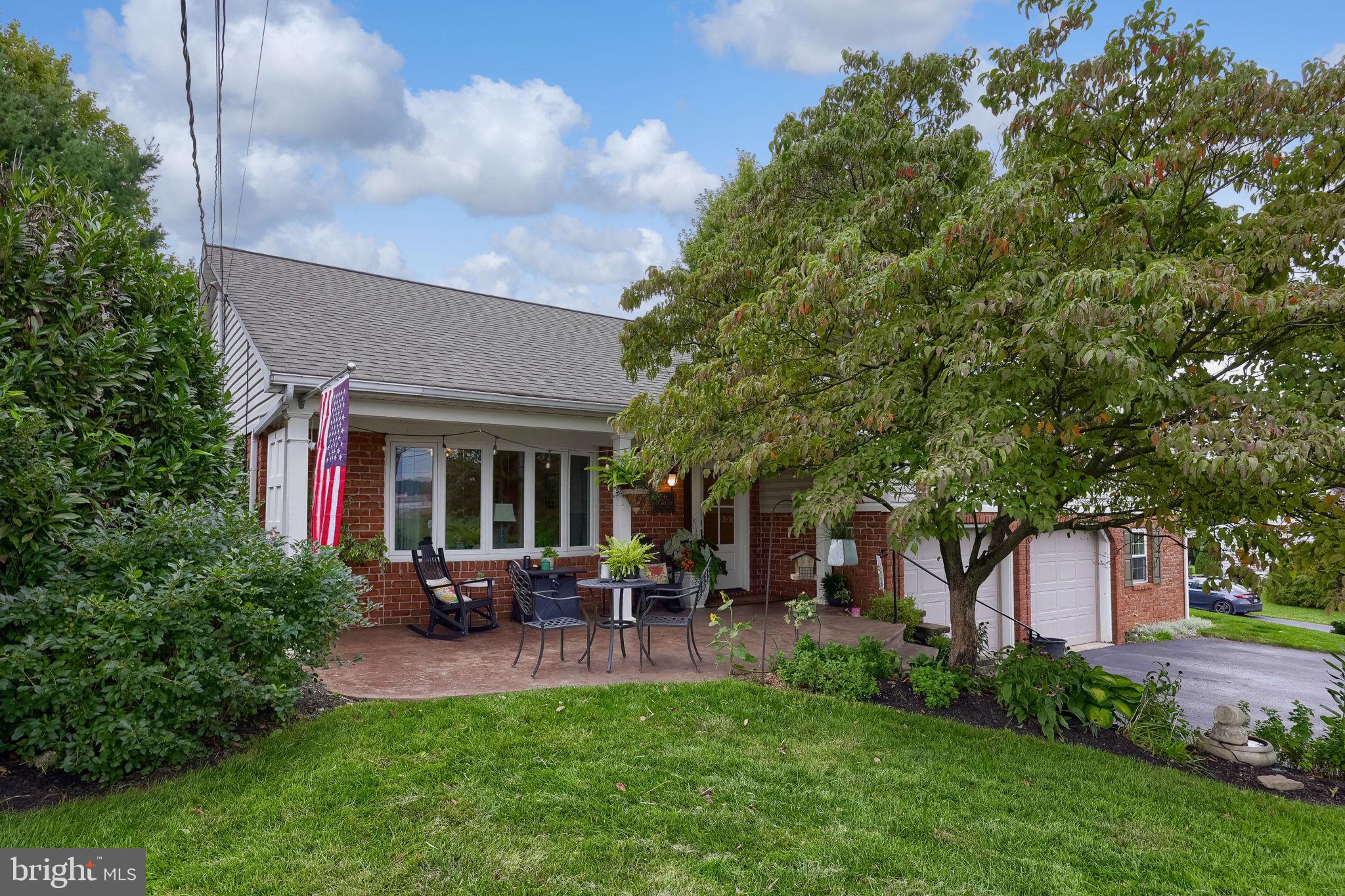 698 W CHURCH ROAD