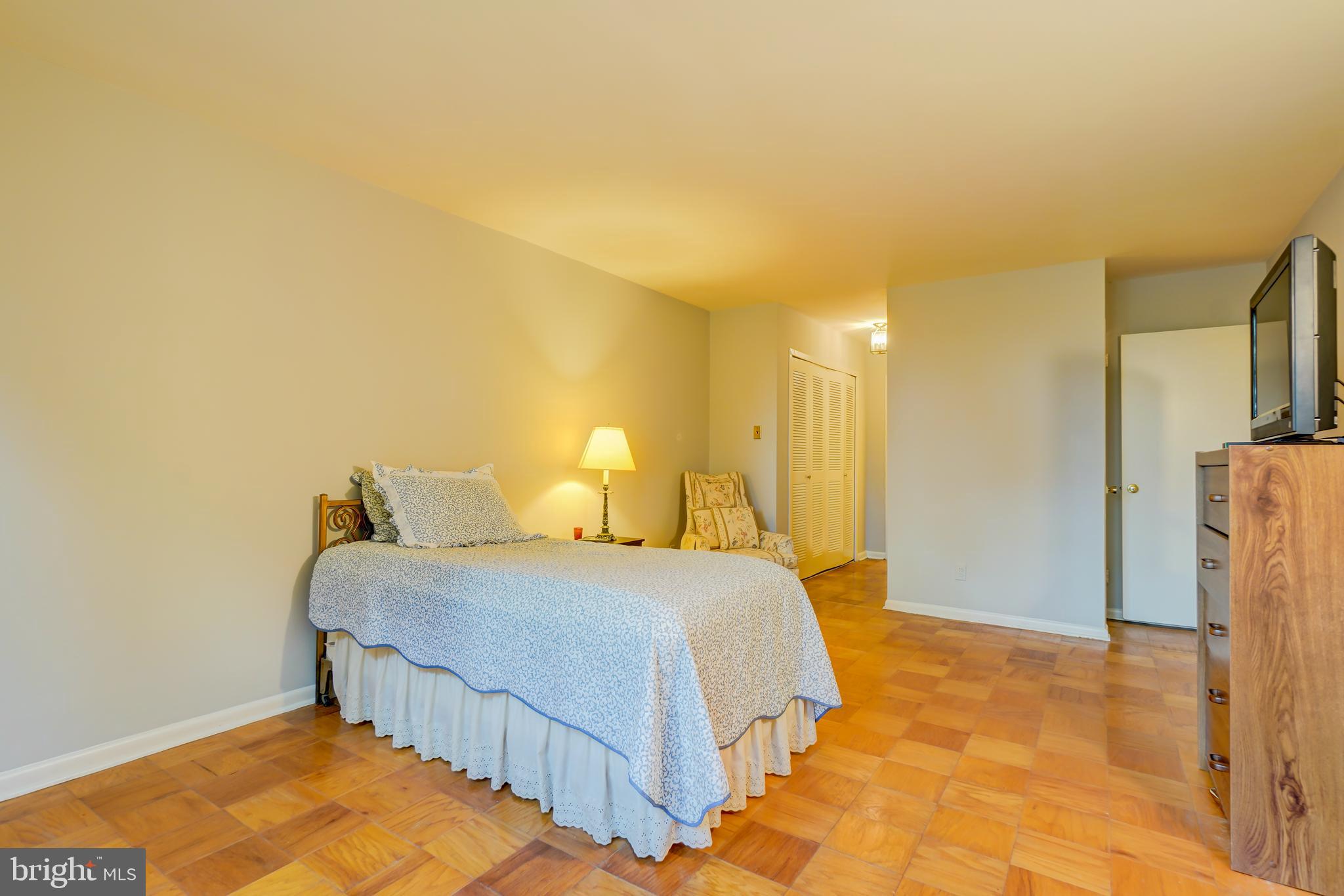 KENWOOD - Residential