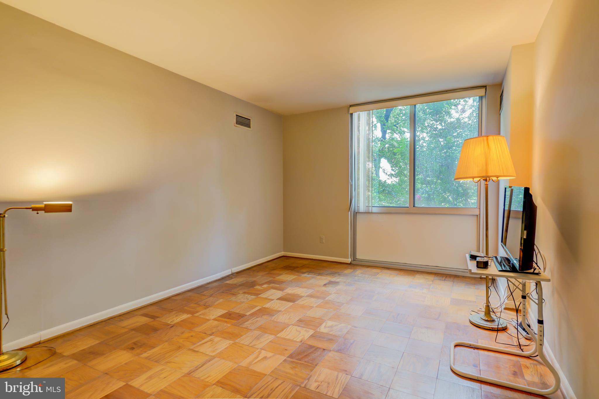 KENWOOD - Residential