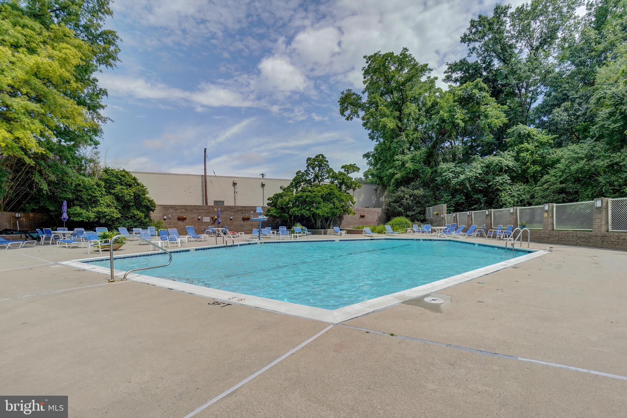 KENWOOD - Residential