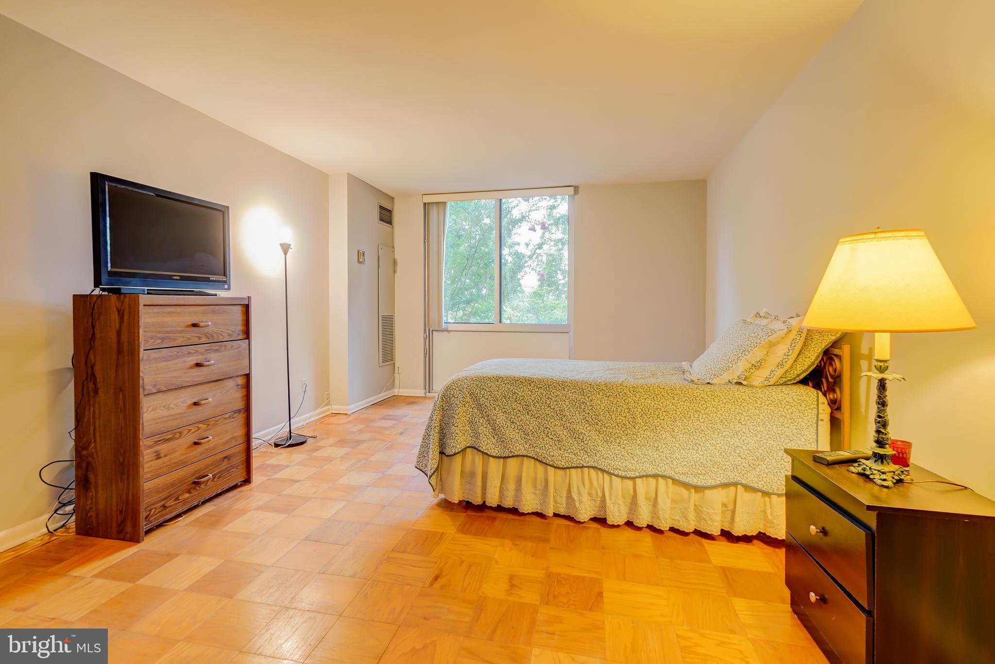 KENWOOD - Residential