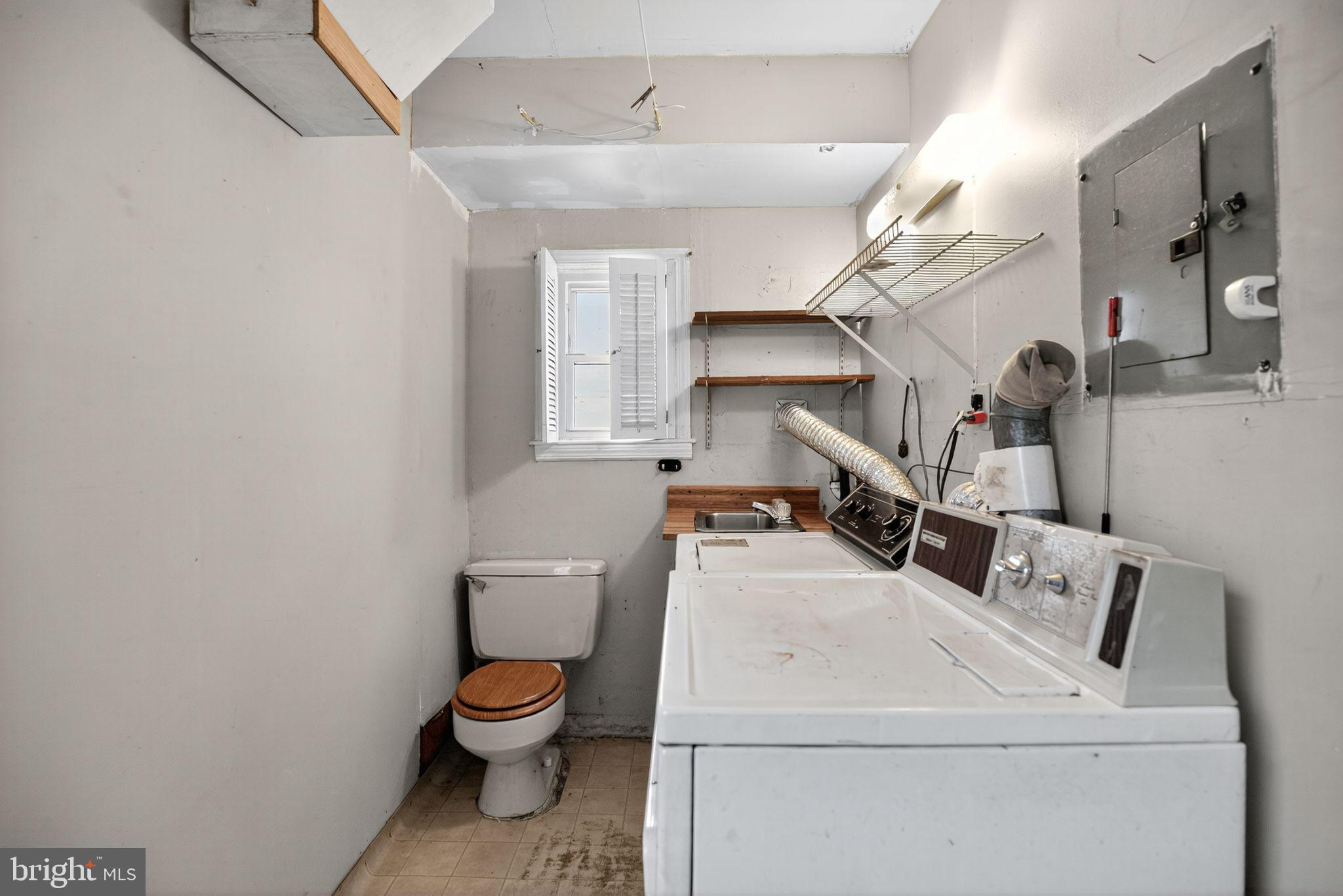 BELMONT HILLS - Residential