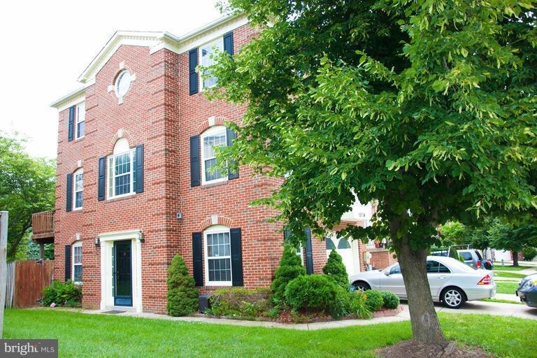 ESSINGTON PLAT 2 - Residential Lease