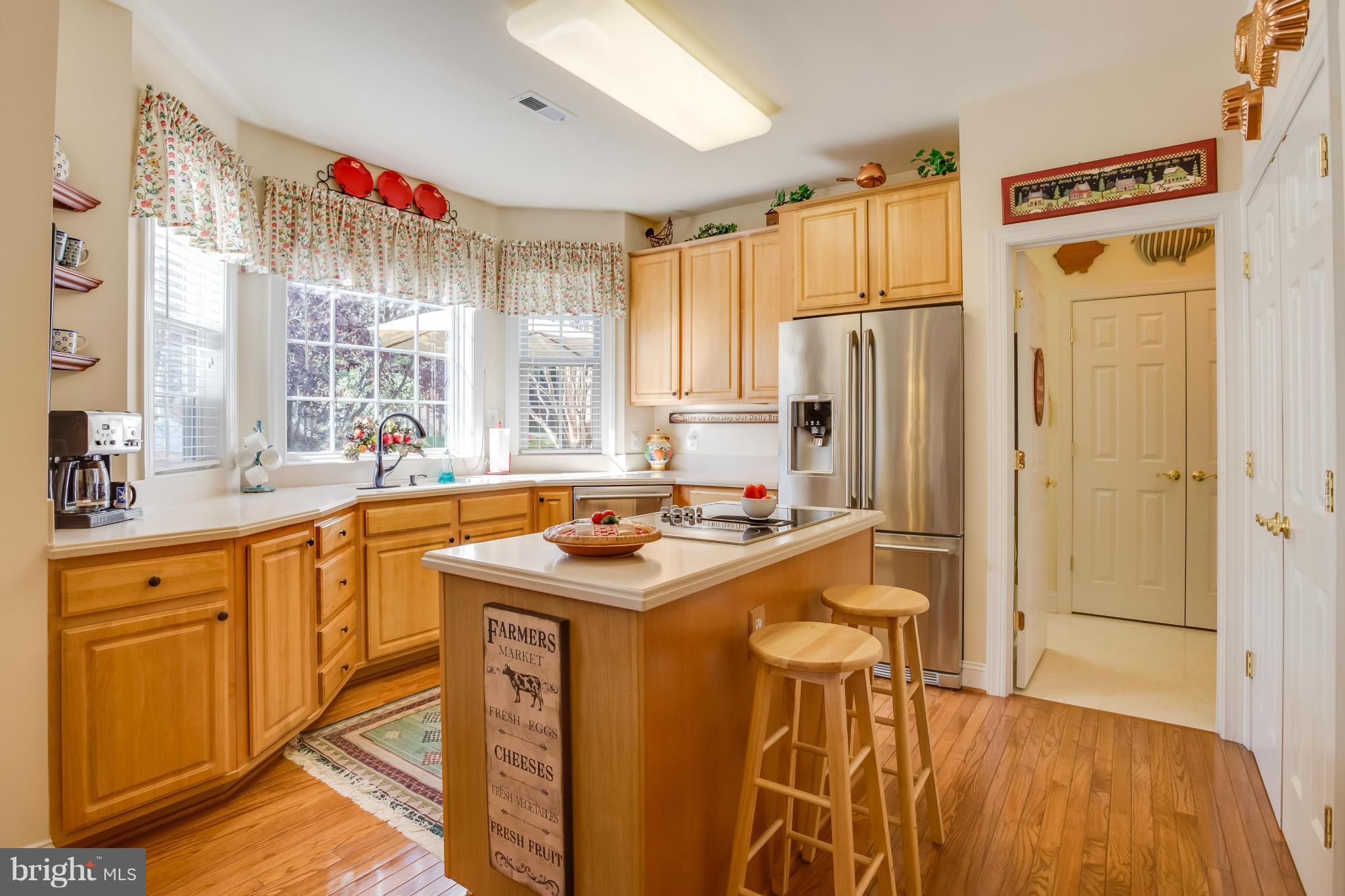 BELMONT CENTER - Residential