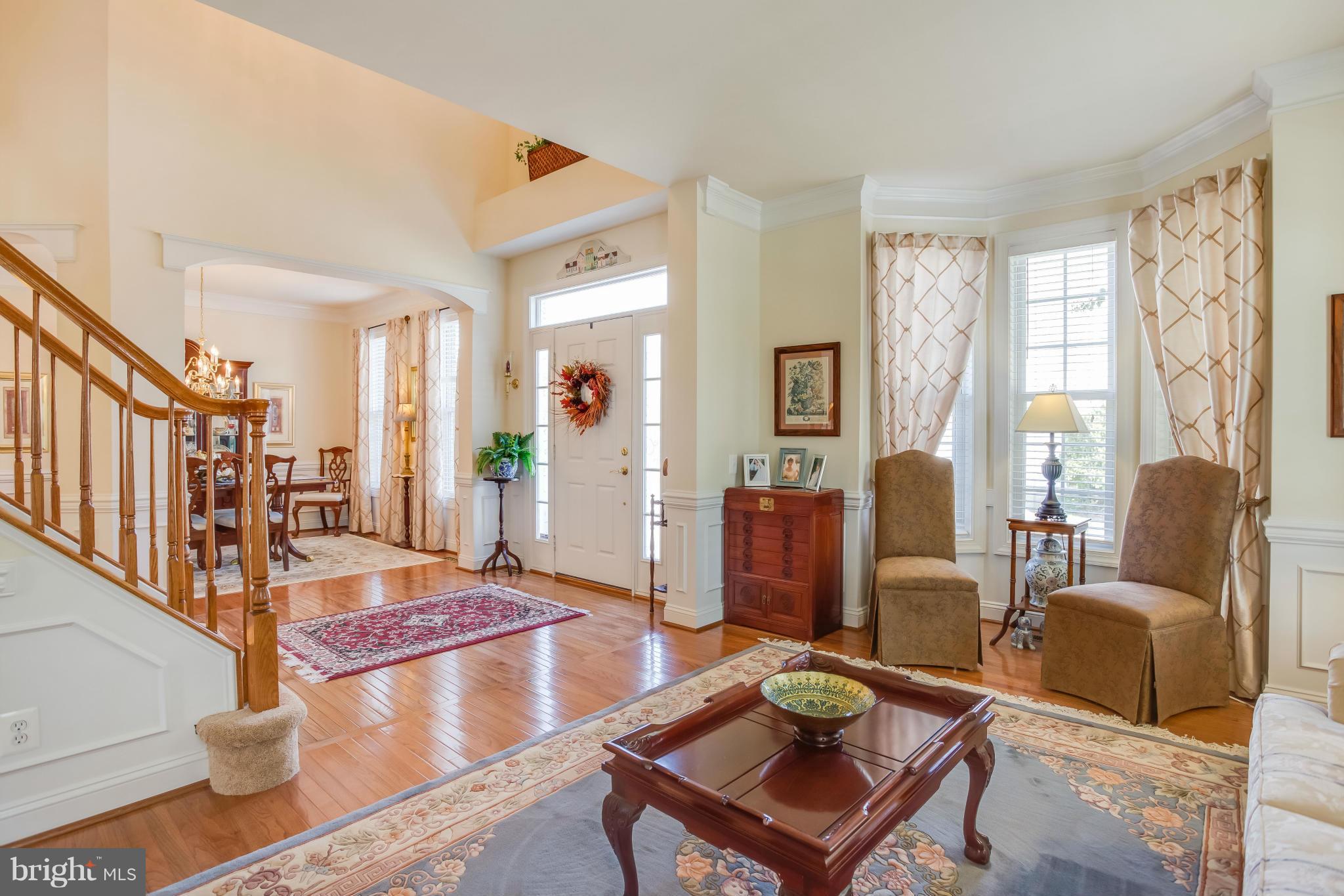 BELMONT CENTER - Residential