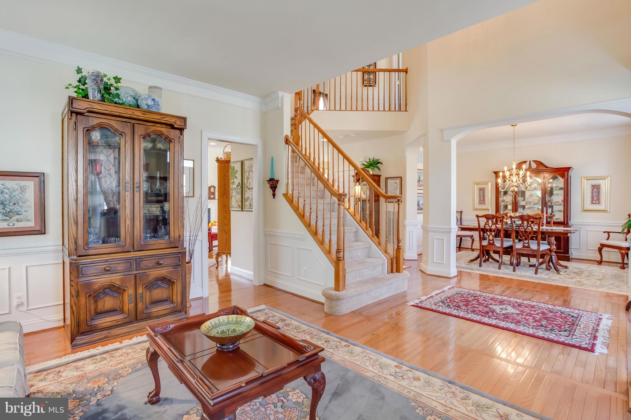 BELMONT CENTER - Residential