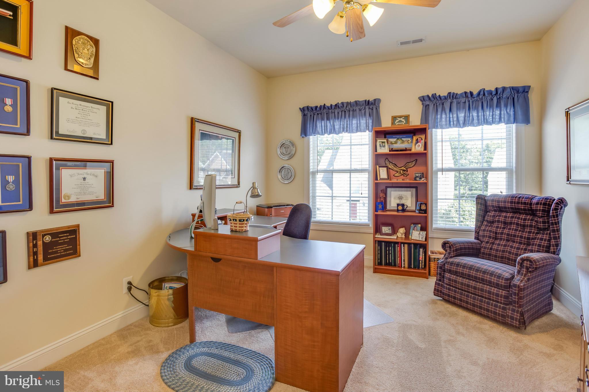 BELMONT CENTER - Residential