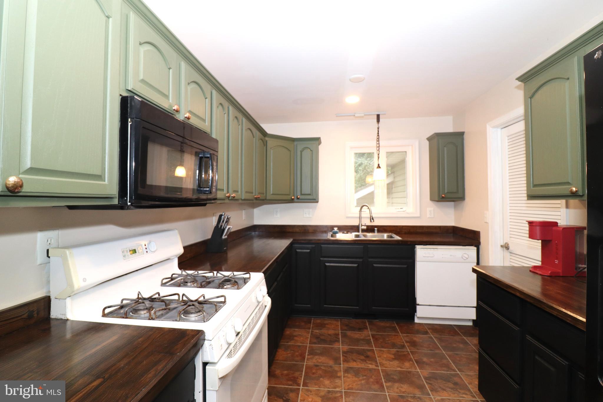 LAKE OF THE WOODS - Residential