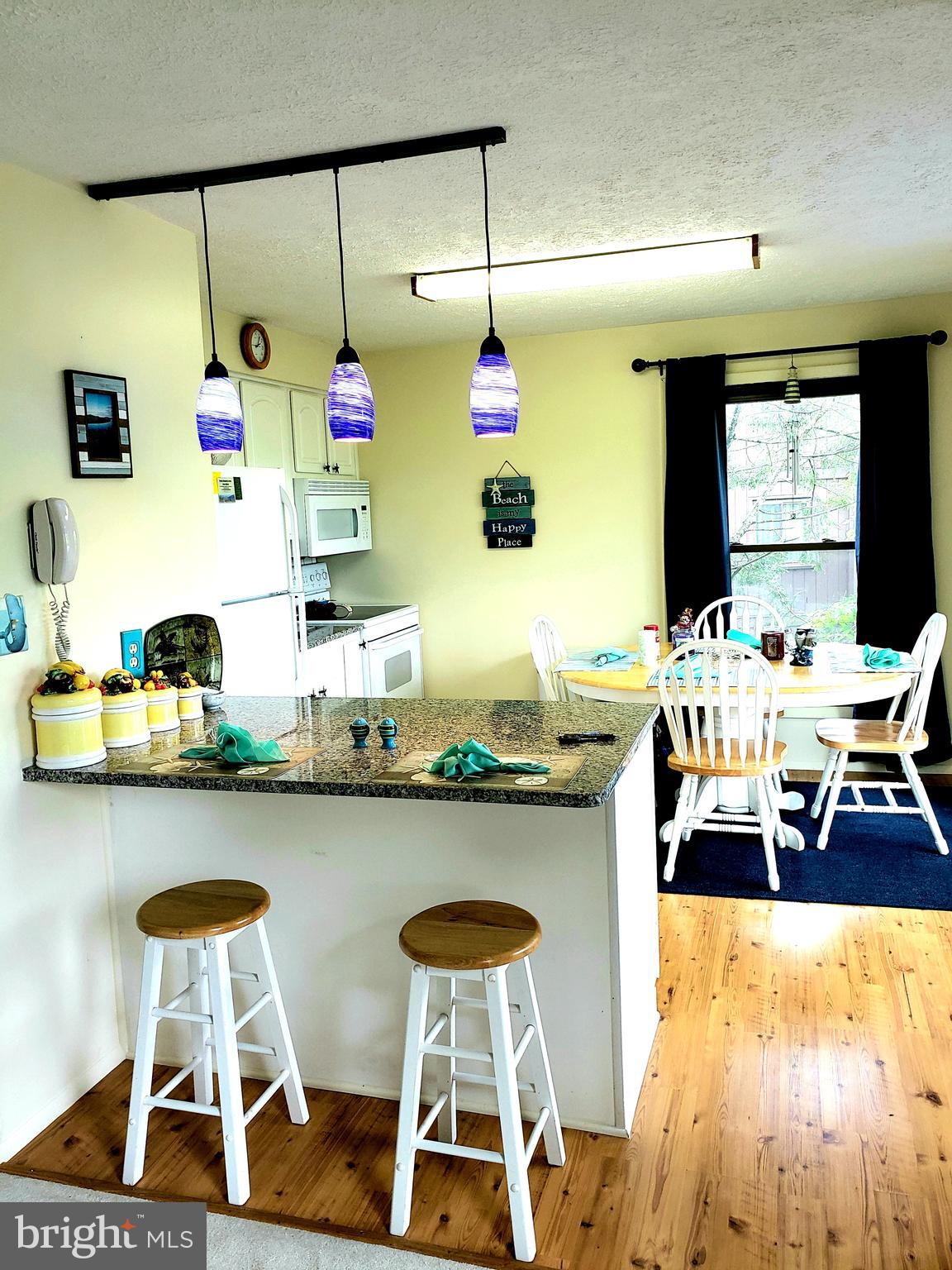 THE HILL CONDOS - Residential