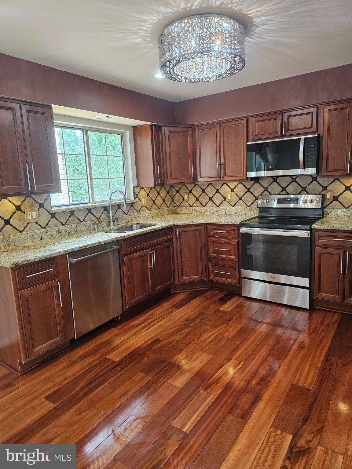 5722 BELCHER FARM DRIVE