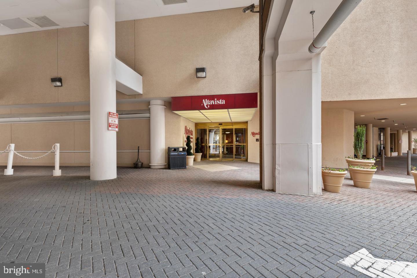 ALTA VISTA - Residential Lease