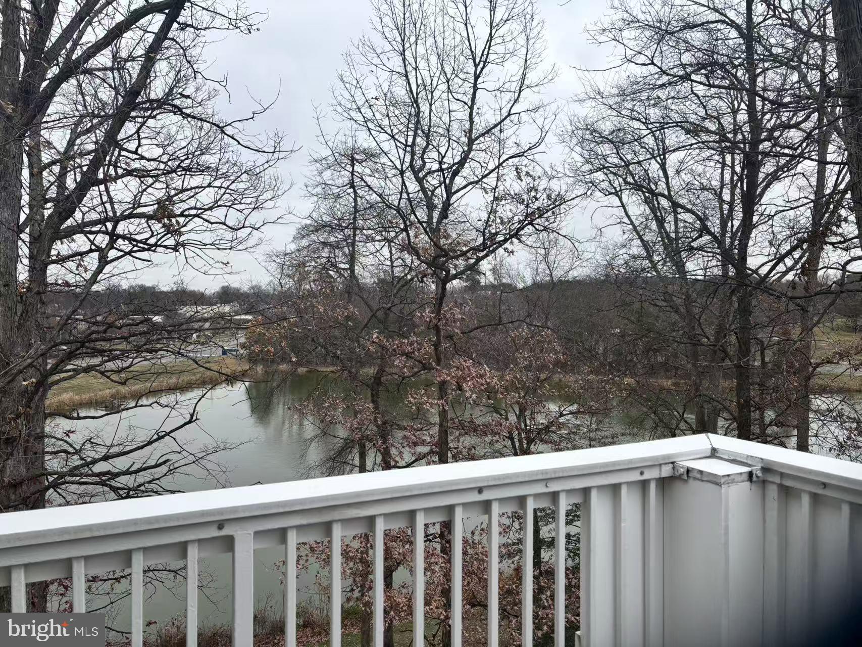 EDGEWATER AT TOWN CENTER - Residential Lease