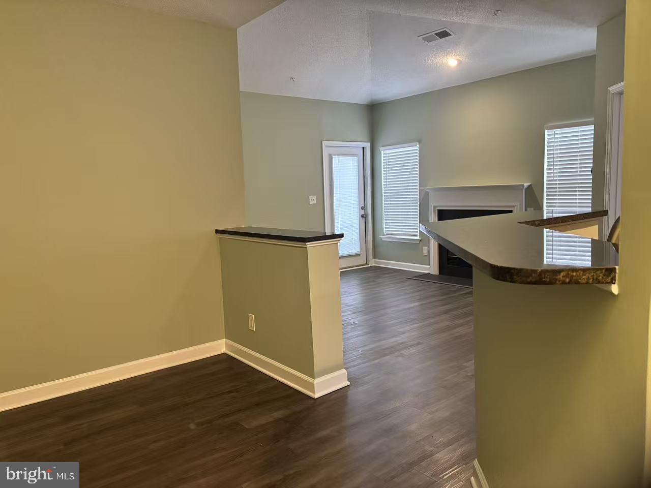 EDGEWATER AT TOWN CENTER - Residential Lease