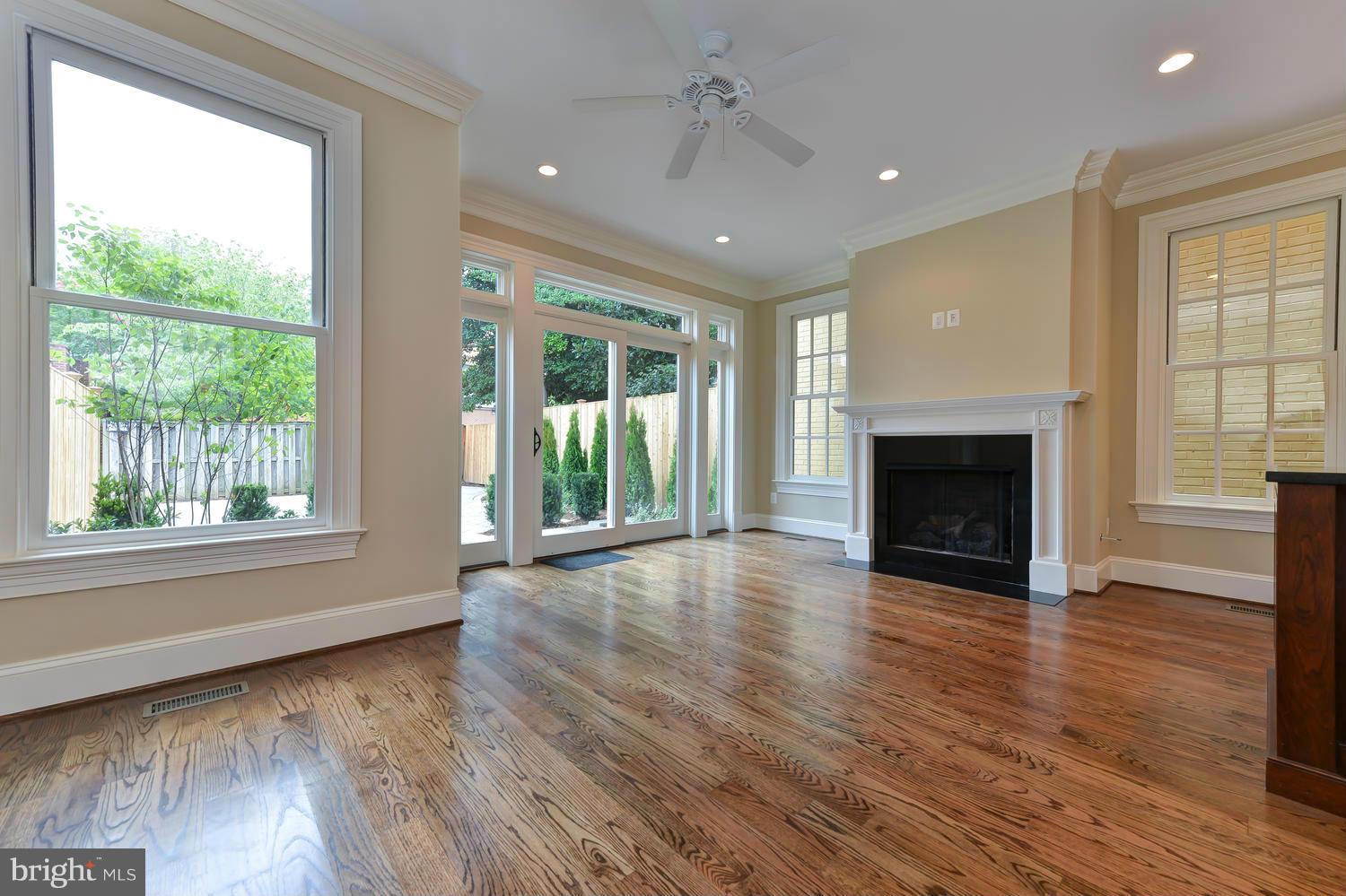 OLD TOWN - Residential