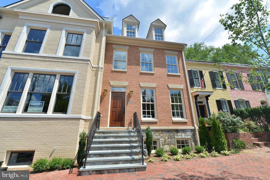 Welcome to 329 N Royal St.  Newly constructed townhome with 5BR 5.5 BA and over 3800 finished living space on 4 lovely finished levels.  Beautiful gormet kitchen with SS appliances, 2 fireplaces, open floor plan, 2 off street parking spaces and so much more! Open Sunday 1-4