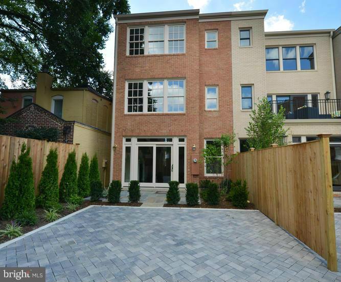 OLD TOWN - Residential