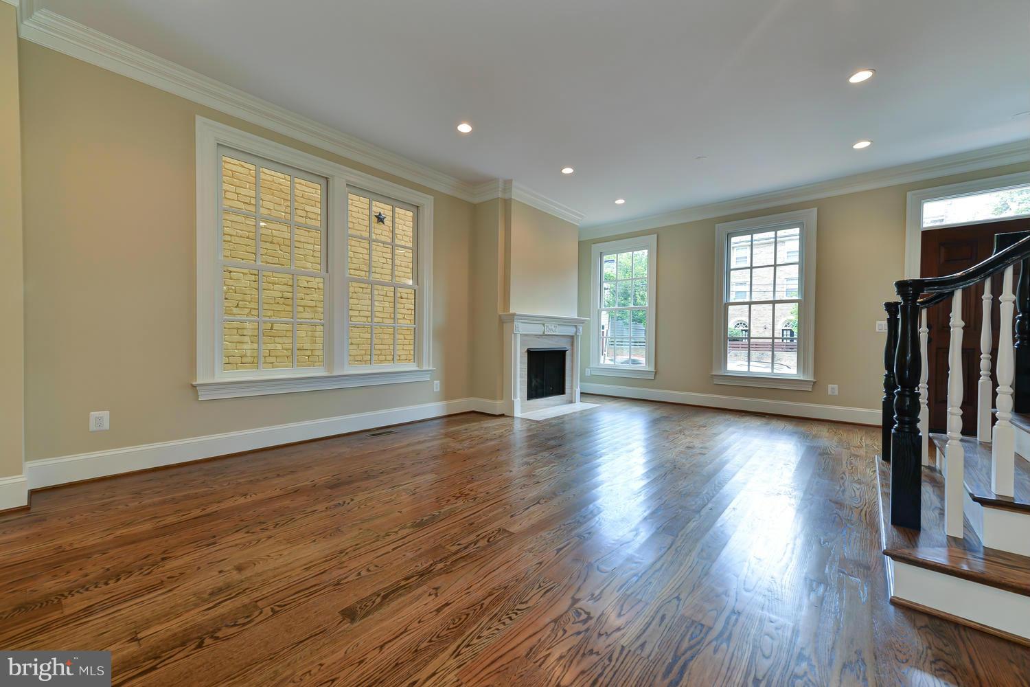 OLD TOWN - Residential