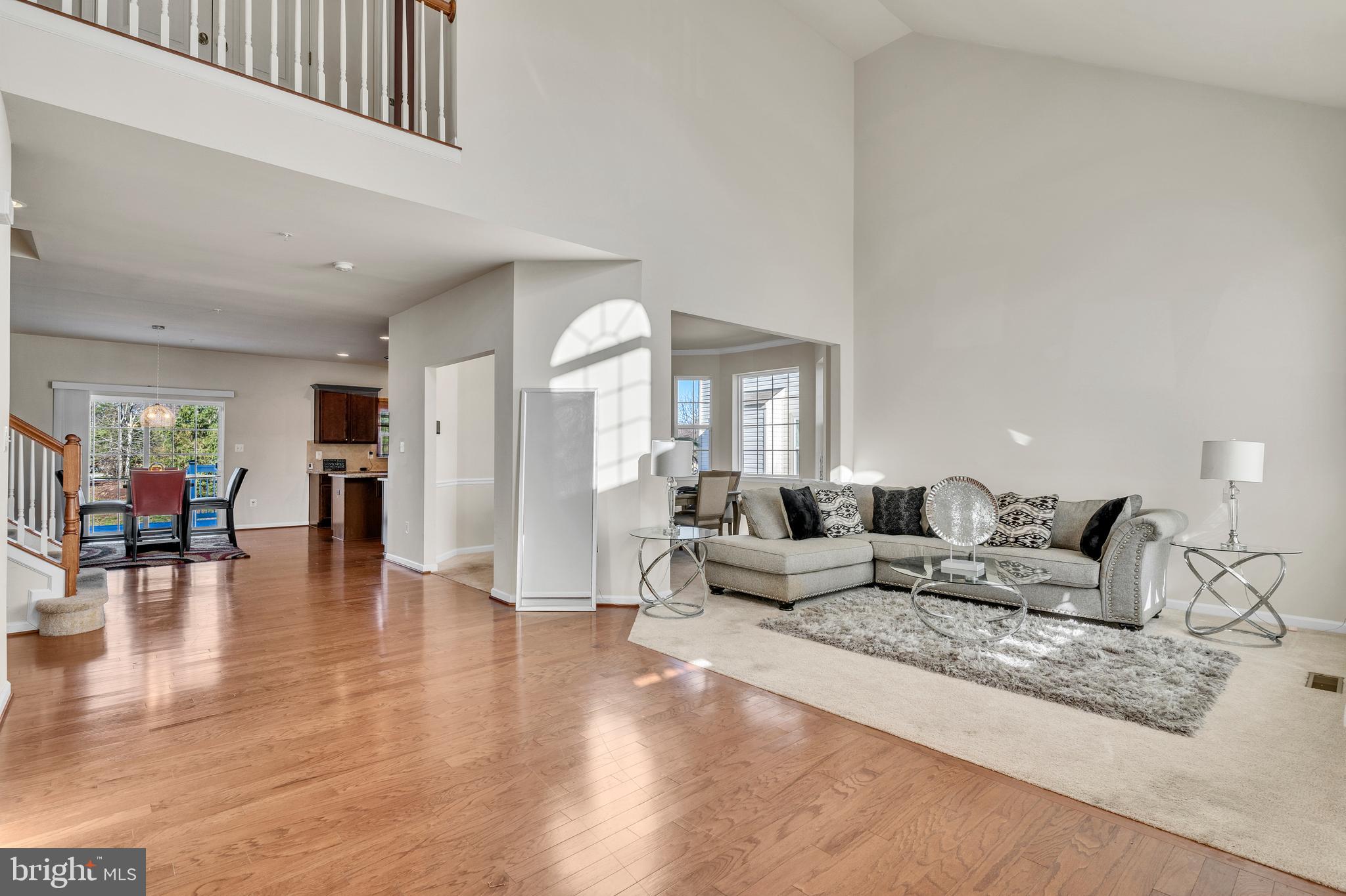 5137 ATLANTIS LANE