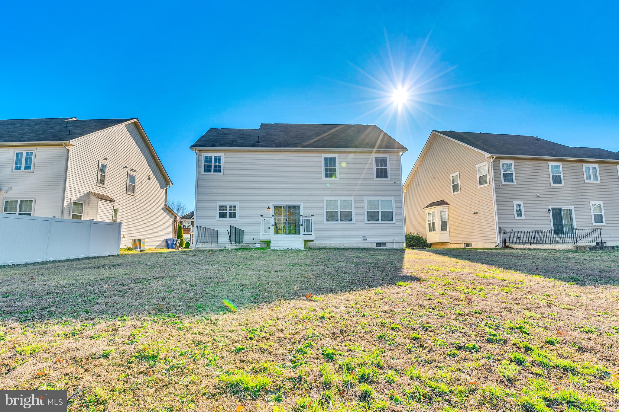 5137 ATLANTIS LANE