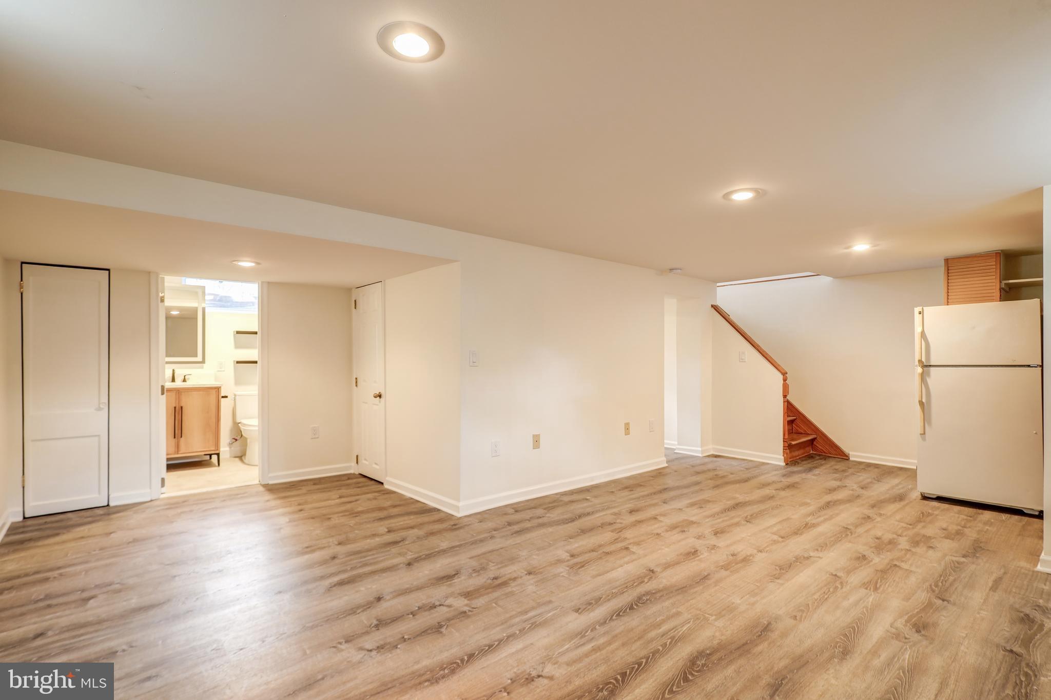 BATTERY PARK - Residential Lease