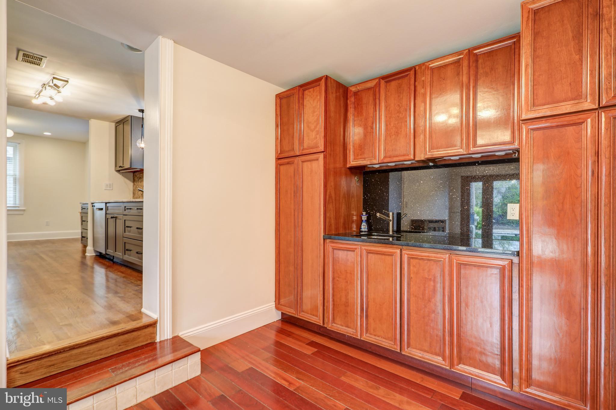 BATTERY PARK - Residential Lease