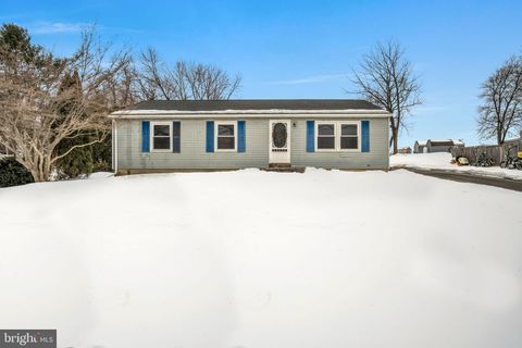 Tiny photo for 1355 Zimmerman Road, CARLISLE, PA 17015 (MLS # PACB2050568)