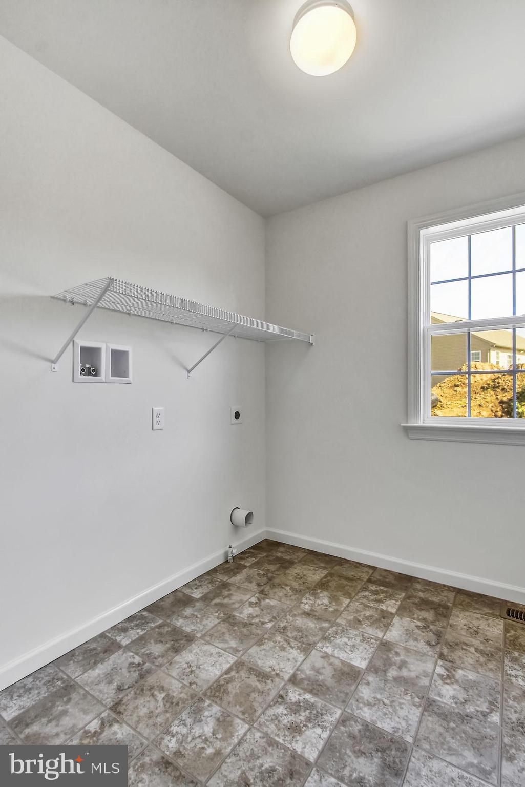 ASHLEY FARMS - Residential