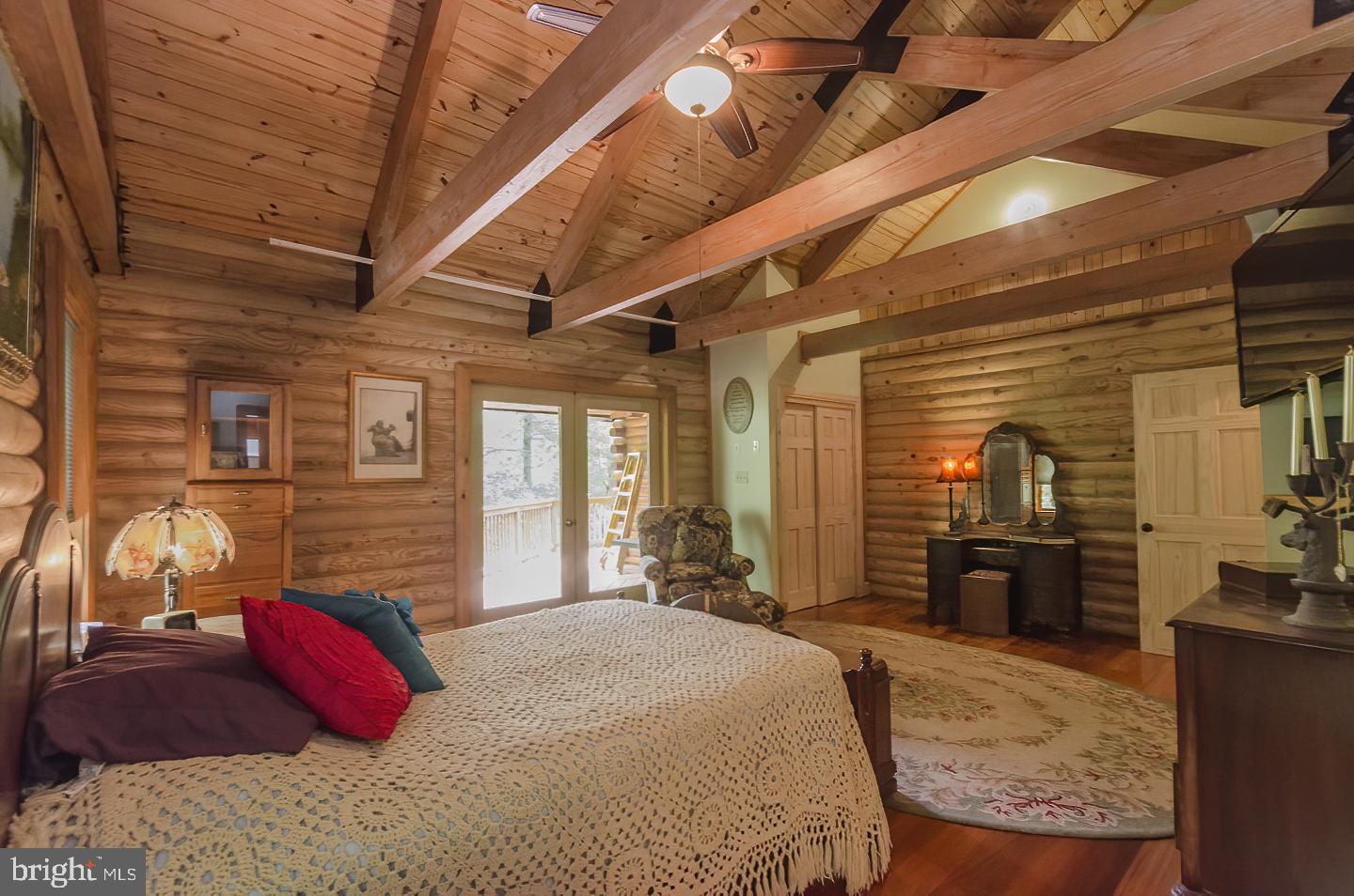 SPRUCE PINE HOLLOW - Residential