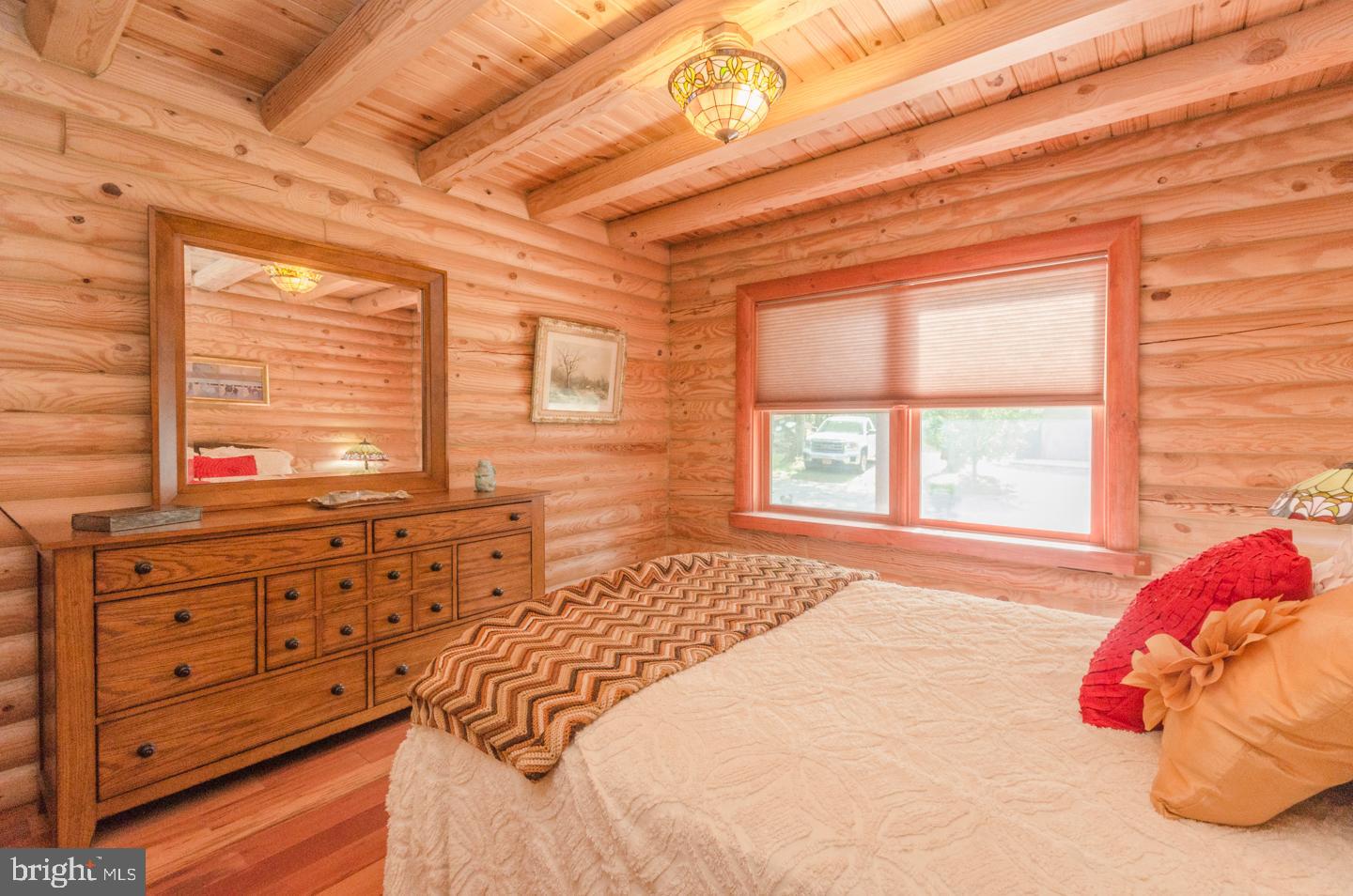 SPRUCE PINE HOLLOW - Residential