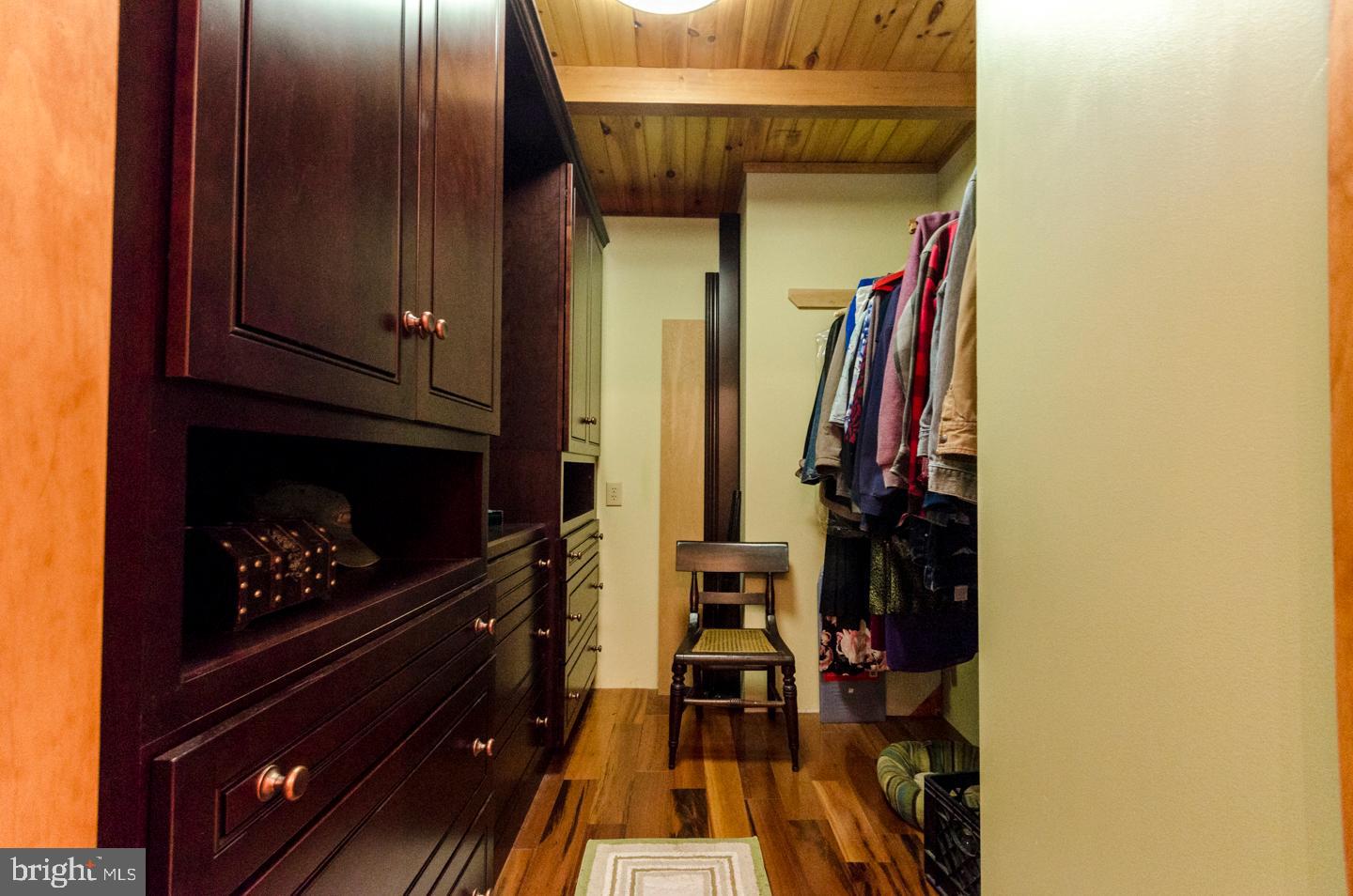 SPRUCE PINE HOLLOW - Residential