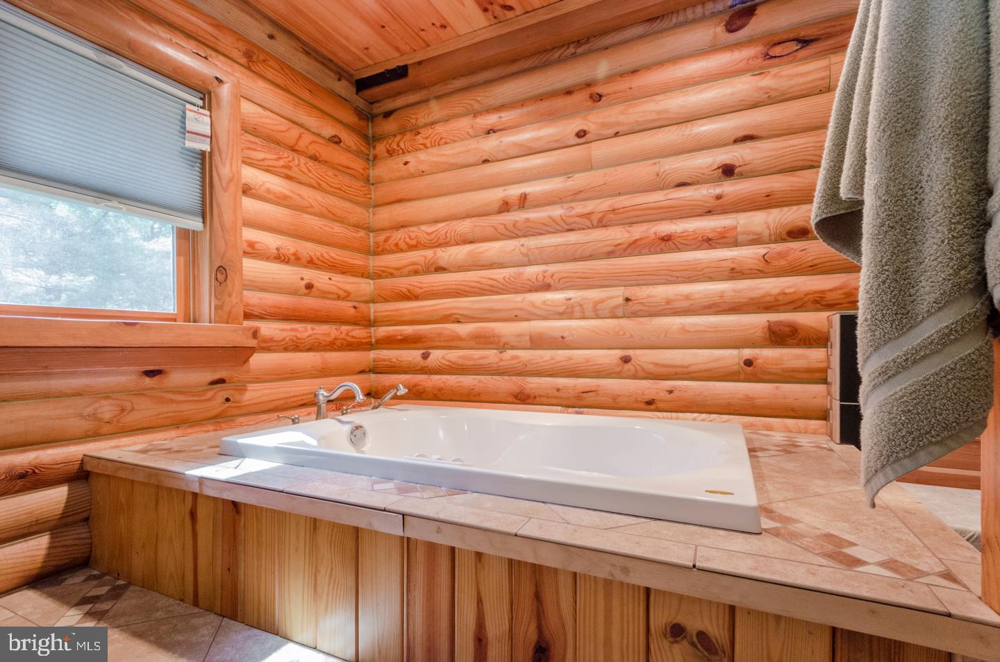 SPRUCE PINE HOLLOW - Residential