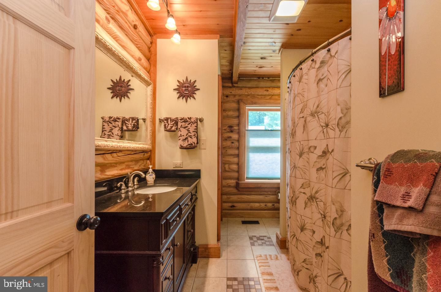 SPRUCE PINE HOLLOW - Residential