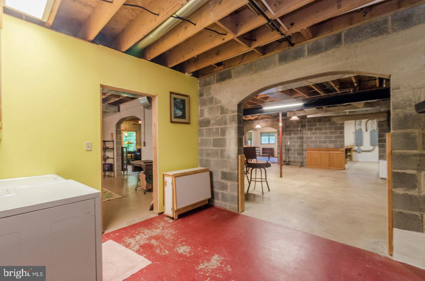 SPRUCE PINE HOLLOW - Residential