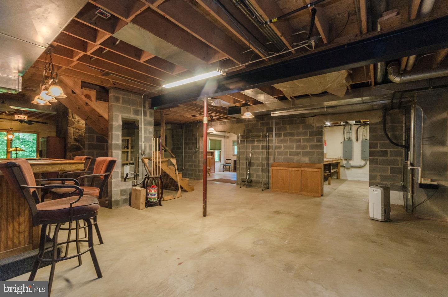 SPRUCE PINE HOLLOW - Residential