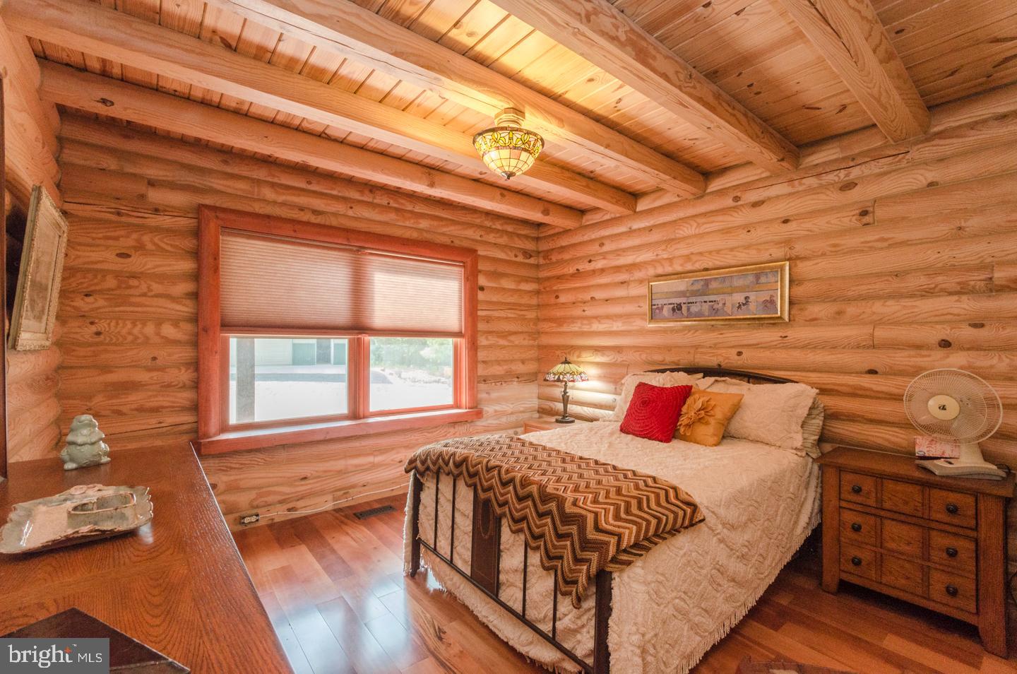 SPRUCE PINE HOLLOW - Residential