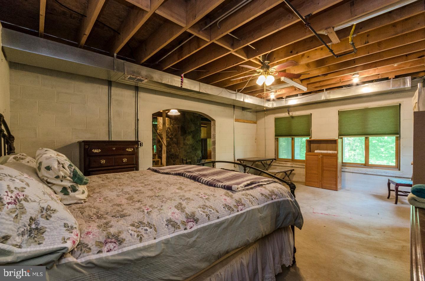 SPRUCE PINE HOLLOW - Residential