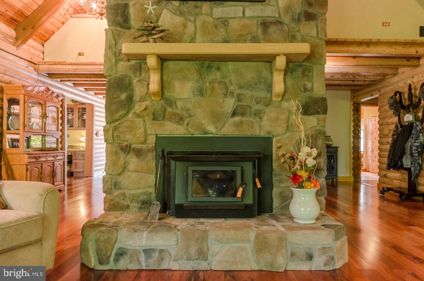 SPRUCE PINE HOLLOW - Residential