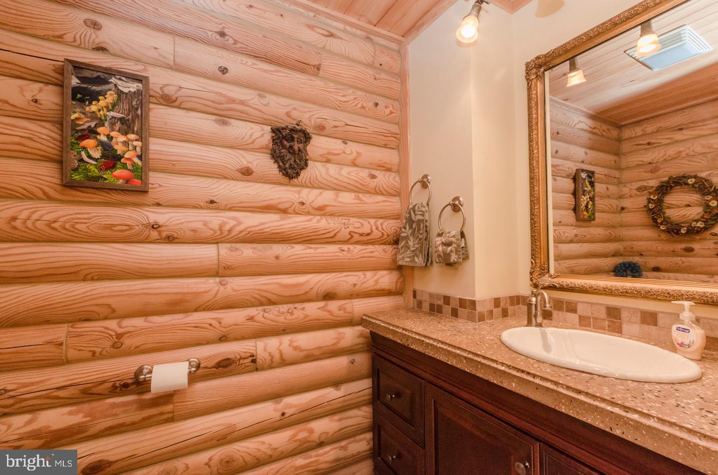 SPRUCE PINE HOLLOW - Residential