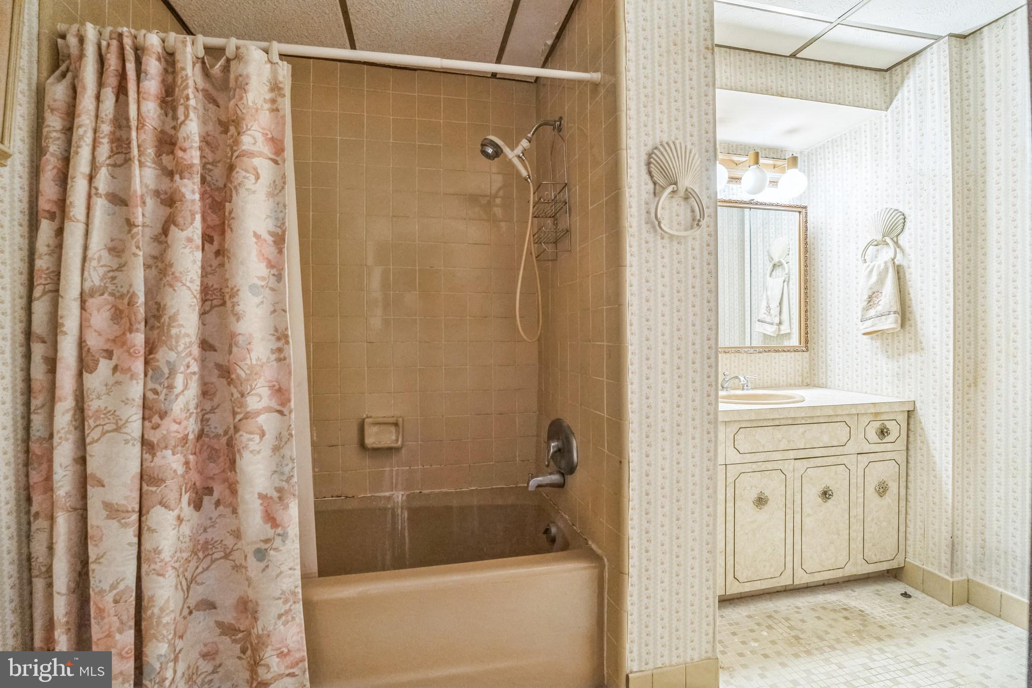 TACONY - Residential