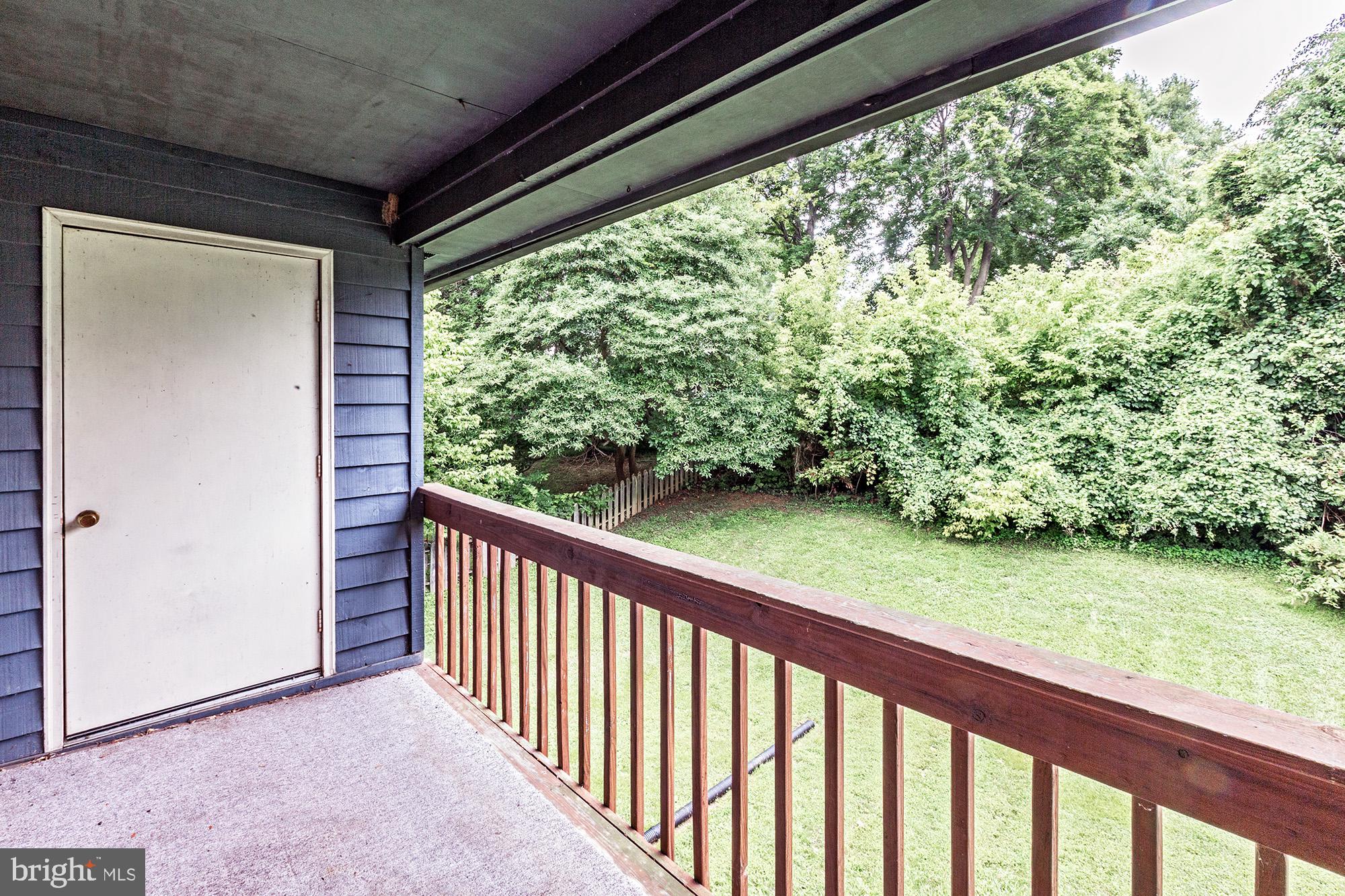 35 FOXTAIL COURT